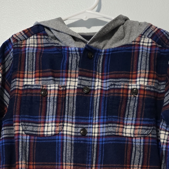 OshKosh Boys Size 7 Plaid Long Sleeve Button Down Hooded Flannel Shirt - Picture 2 of 11